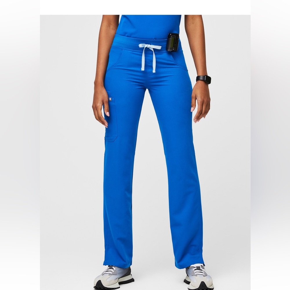 Figs Kade Cargo Scrub Pants
